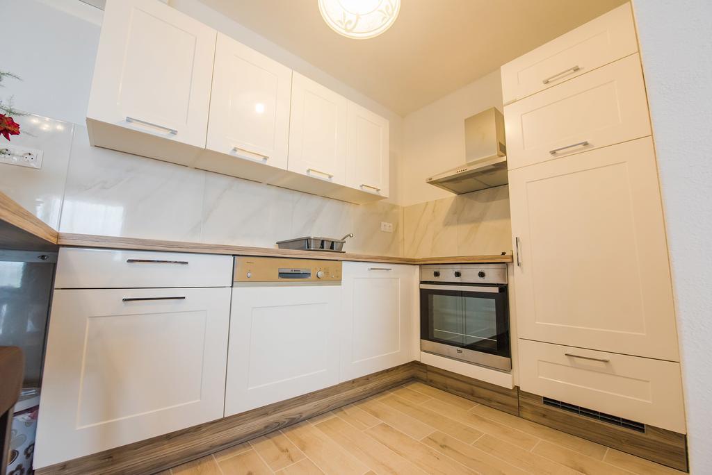 Apartment Grabovac Kaštela Værelse billede