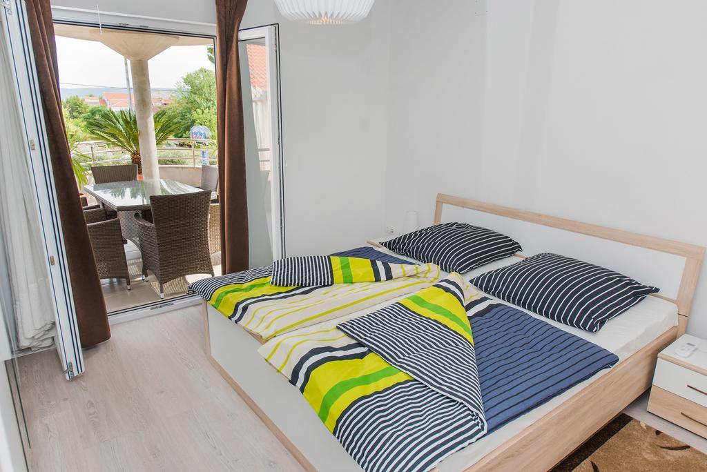 Apartment Grabovac Kaštela Værelse billede